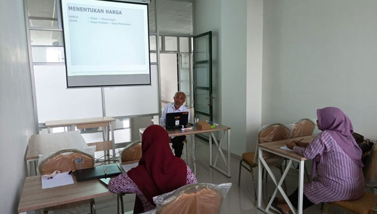Dosen PGSD UNIPMA Madiun Pelatihan dengan Lembaga Sertifikasi Profesi Dosen PGSD UNIPMA Madiun Pelatihan dengan Lembaga Sertifikasi Profesi